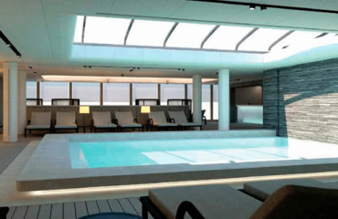 Commandant Chaardot Indoor Spa Pool