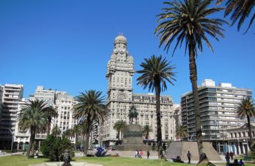 Montevideos-Plaza-Independencia