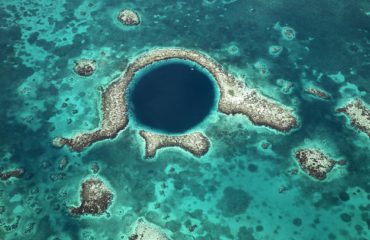 THE BLUE HOLE - BELIZE