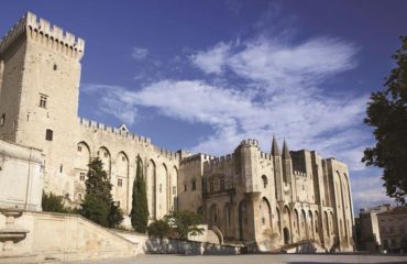 provencespain_avignon_papalpalace_ss_253340284_gallery