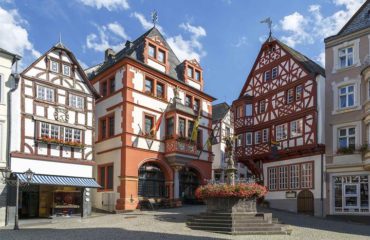 rhinemoselfairytales_Bernkastel_ss_151503617_gallery