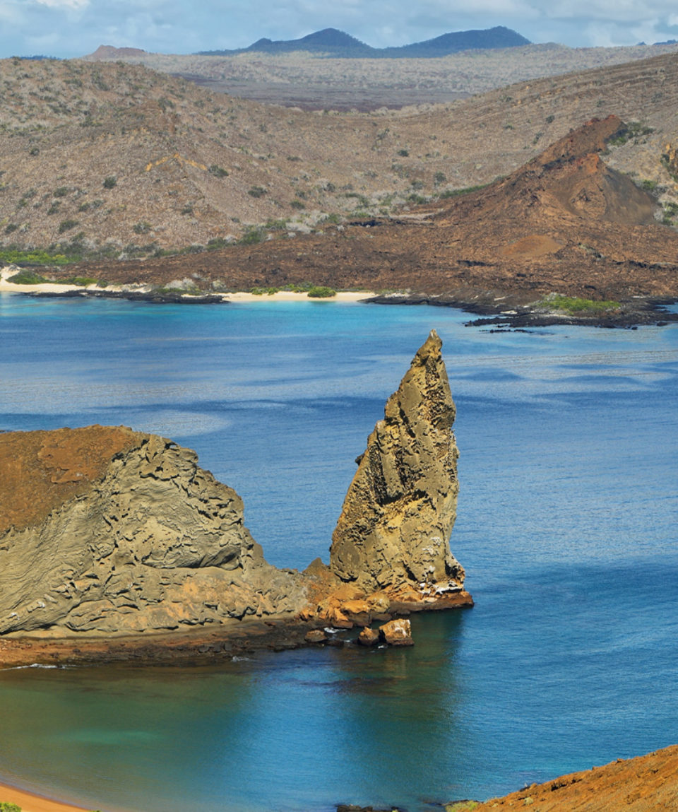 Panoramic view of pinnacle Rock and surroundings in Bartolome