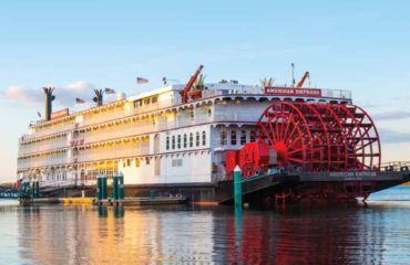 AMERICAN EMPRESS AT DOCK